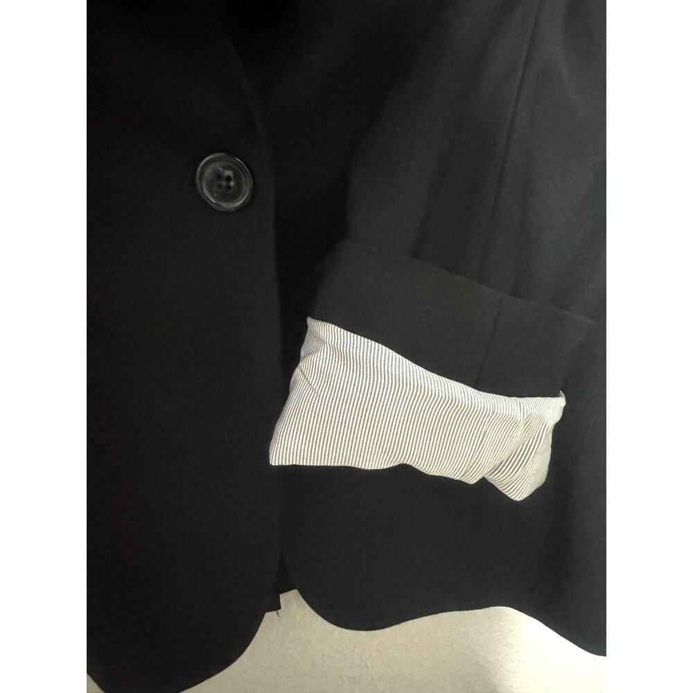 Talbots Black Wool Blazer Sz 10 Single Button Jacket‎ Striped cuff sleeves Chic - Picture 3 of 8